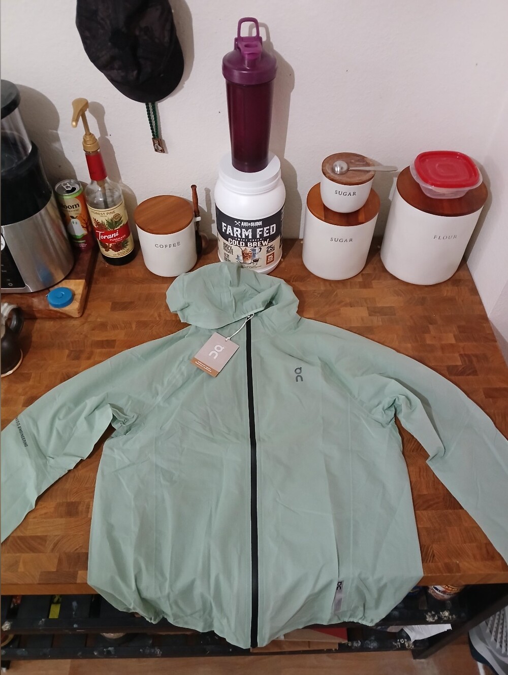 🆕️ On Running Jacket